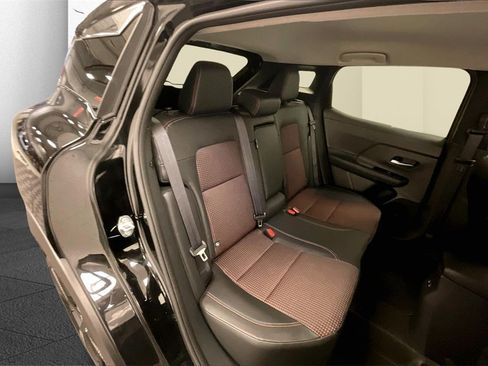 Certified 2026 Nissan Kicks SR w/ Cold Weather Package image 18