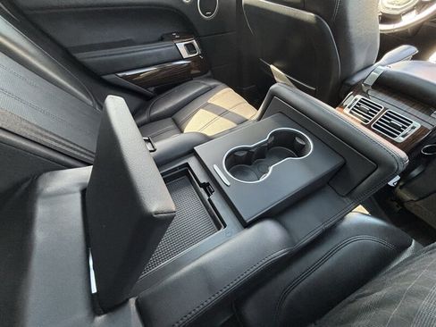 Used 2017 Land Rover Range Rover HSE AWD/4WD image 19