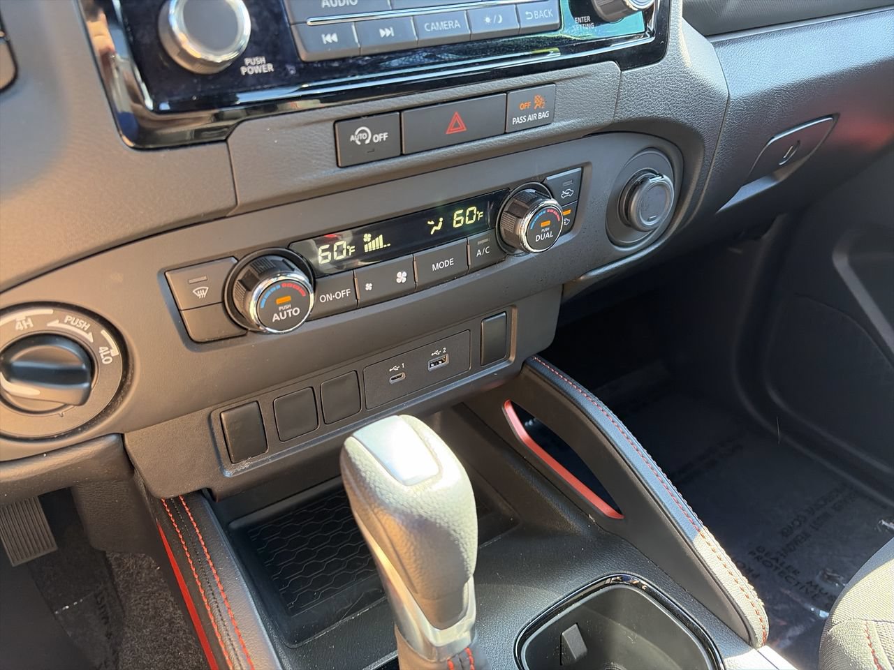 Used 2024 Nissan Frontier PRO-4X AWD/4WD image 28