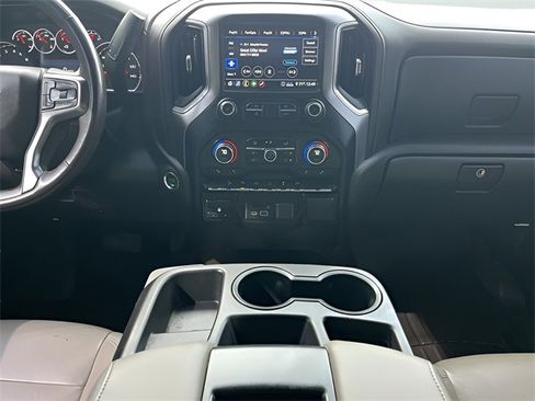 Used 2020 Chevrolet Silverado 1500 LT w/ Texas Edition image 23