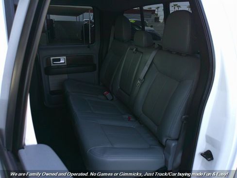 Used 2014 Ford F150 Lariat w/ Lariat Chrome Package image 21