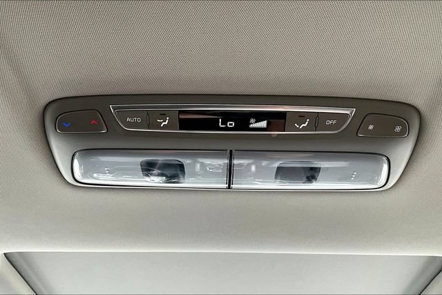 Certified 2024 Kia Telluride S w/ S Sunroof Package AWD/4WD image 10