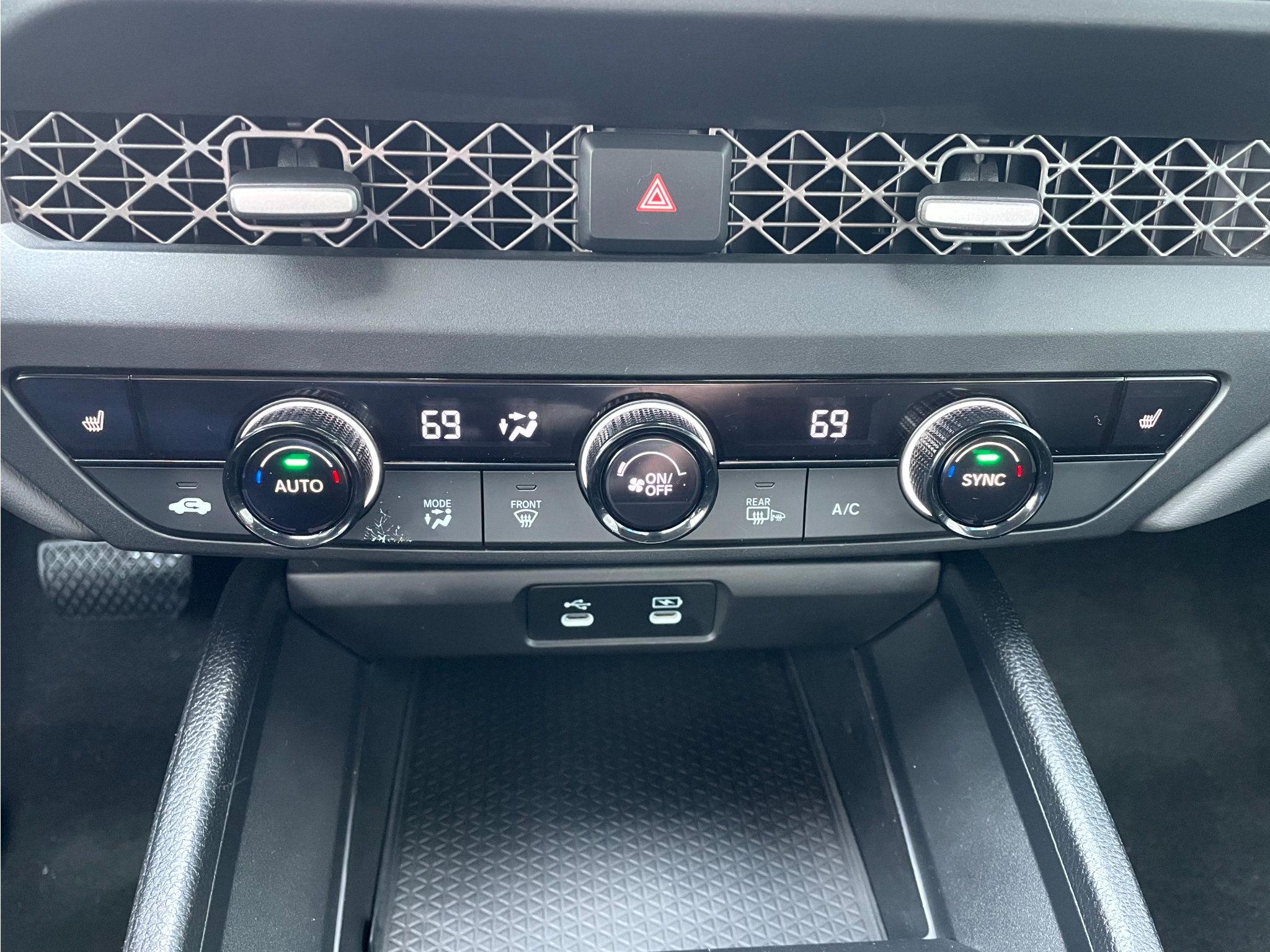 Certified 2024 Honda Accord EX image 18