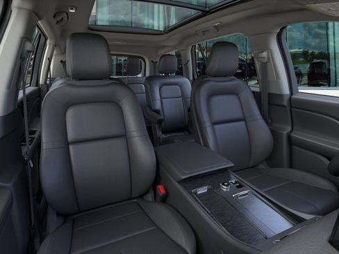New 2026 Lincoln Aviator AWD image 10