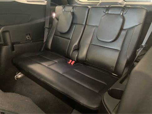 Used 2022 Ford Explorer Limited w/ Equipment Group 301A image 18