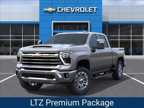 New 2026 Chevrolet Silverado 2500 LTZ w/ LTZ Premium Package AWD/4WD image 6