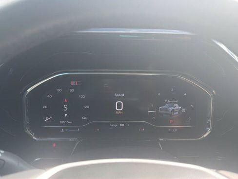 Used 2024 GMC Sierra 1500 SLT w/ SLT Premium Plus Package AWD/4WD image 14