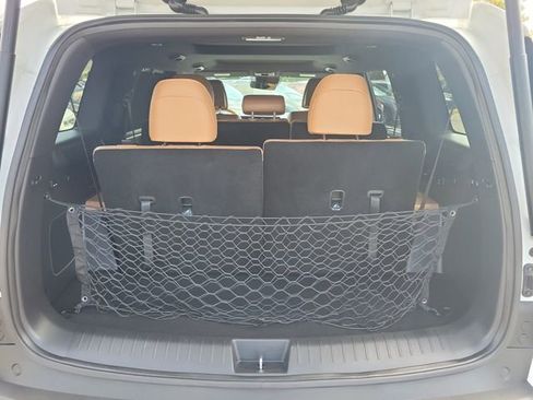 Used 2024 Hyundai Santa Fe Limited image 9