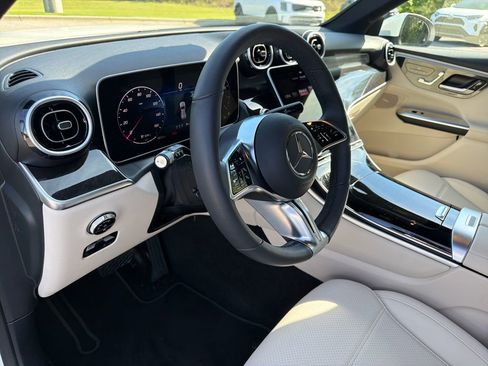 Used 2026 Mercedes-Benz GLC 300 4MATIC image 17