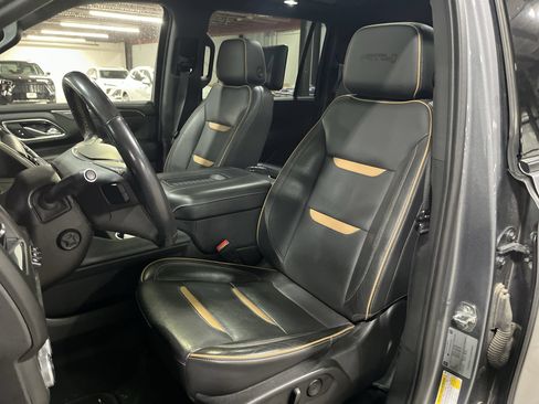 Used 2021 GMC Yukon XL AT4 w/ AT4 Premium Plus Package AWD/4WD image 20