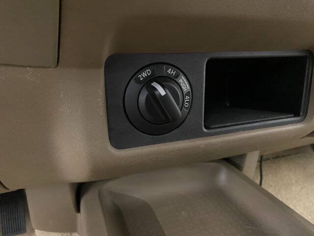 Used 2006 Nissan Frontier SE w/ (P01) Power Pkg AWD/4WD image 22