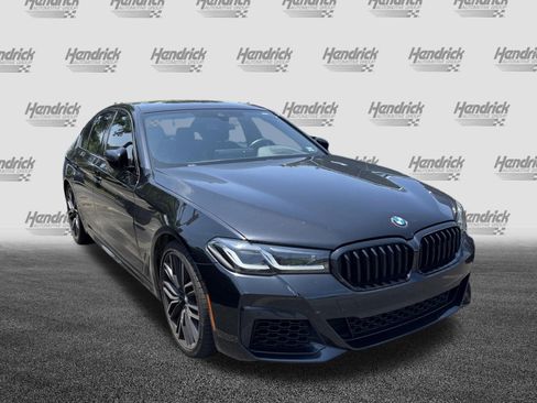 Used 2023 BMW 540i w/ M Sport Package RWD image 5
