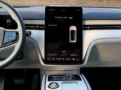 New 2025 Volvo EX90 Plus w/ Protection Package Premier image 9