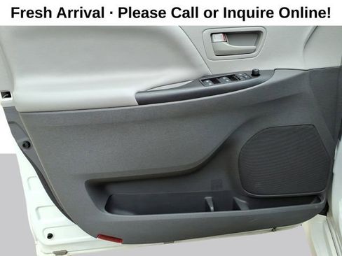 Used 2020 Toyota Sienna L FWD image 10