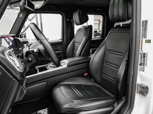 Used 2019 Mercedes-Benz G 550 w/ Exclusive Interior Package image 31
