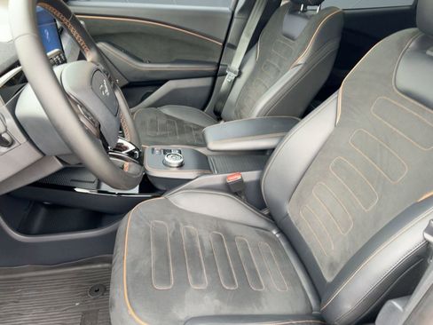 Used 2022 Ford Mustang Mach-E GT image 5