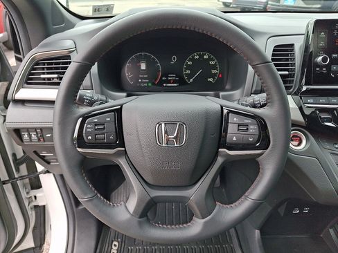 Used 2026 Honda Odyssey Sport-L image 21