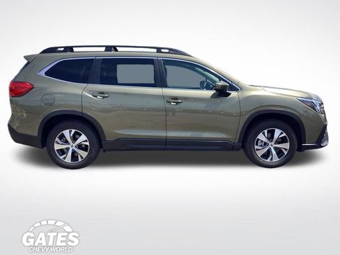 Used 2025 Subaru Ascent Premium AWD/4WD image 10