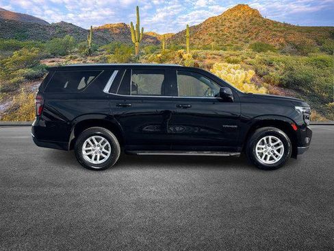 Used 2023 Chevrolet Tahoe LT image 3