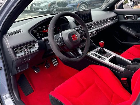 Used 2023 Honda Civic Type R image 17