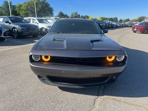 Used 2018 Dodge Challenger SXT Plus RWD image 18