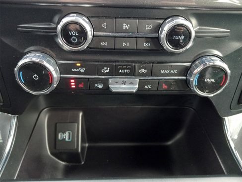 Used 2023 Ford F150 XLT w/ Equipment Group 302A High image 19