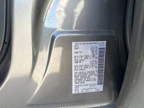 Used 2025 Nissan Frontier S image 15