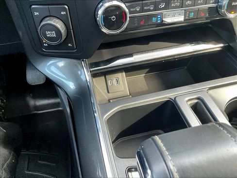 Used 2022 Ford F150 Lariat AWD/4WD image 18