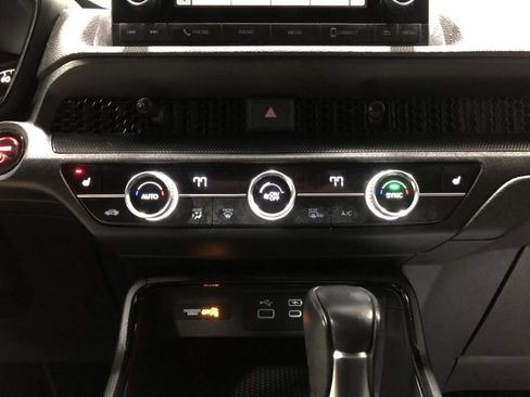 Used 2024 Honda CR-V Sport image 32