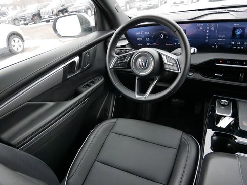 Used 2025 Buick Enclave Preferred image 13