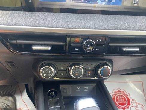 New 2025 Nissan Kicks SV w/ SV Premium Package image 23