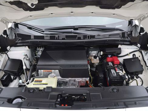 Used 2018 Nissan Leaf SV image 35