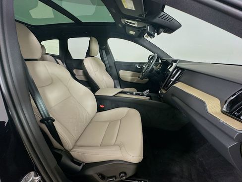 Used 2026 Volvo XC60 B5 Plus w/ Protection Package Premier AWD/4WD image 44