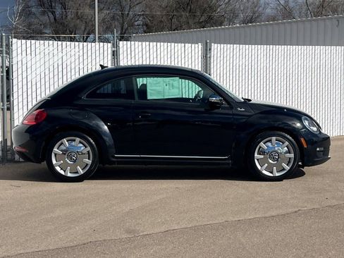 Used 2013 Volkswagen Beetle 2.5 image 3