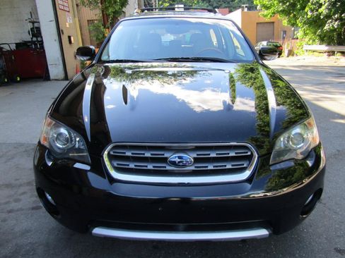 Used 2005 Subaru Outback 3.0R L.L. Bean AWD/4WD image 28