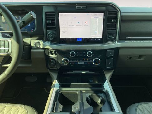 Used 2026 Ford F450 Platinum w/ Platinum Plus Package AWD/4WD image 11