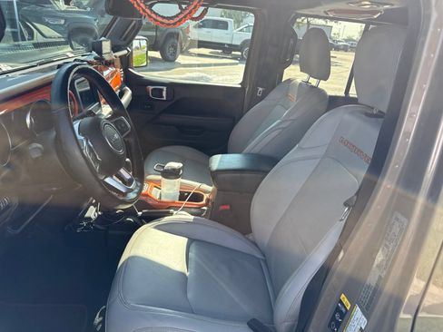 Used 2020 Jeep Gladiator Mojave w/ Cold Weather Group AWD/4WD image 7