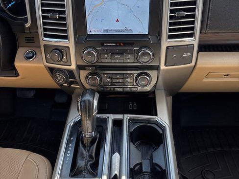 Used 2016 Ford F150 Lariat AWD/4WD image 15