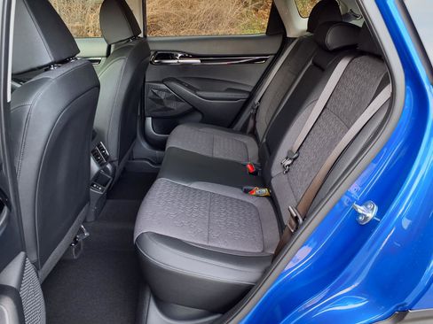 New 2026 Kia Seltos S AWD/4WD image 4
