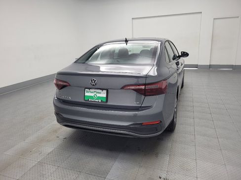 Used 2024 Volkswagen Jetta SE w/ Panoramic Sunroof Package image 7