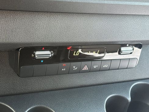 Certified 2025 Mercedes-Benz Sprinter 2500 image 19