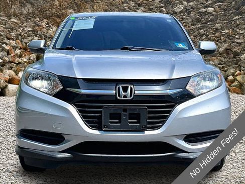 Used 2018 Honda HR-V LX image 3