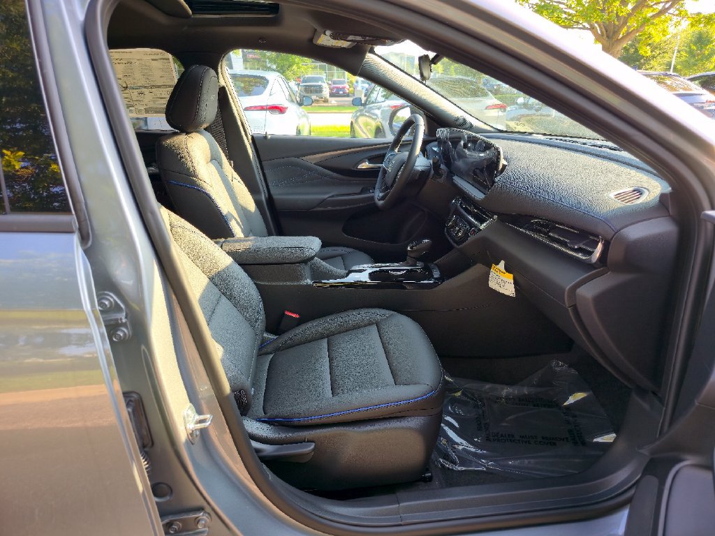New 2026 Buick Envista Sport Touring w/ Convenience I Package FWD image 28
