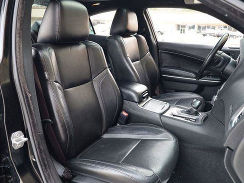 Used 2022 Dodge Charger SXT w/ Leather Interior Group RWD image 27