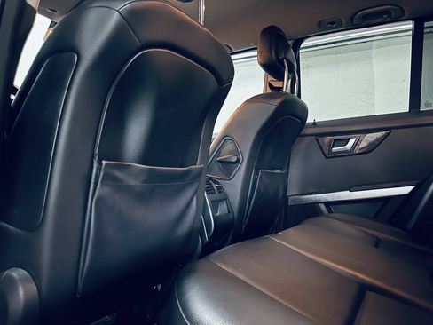 Used 2014 Mercedes-Benz GLK 350 2WD image 19