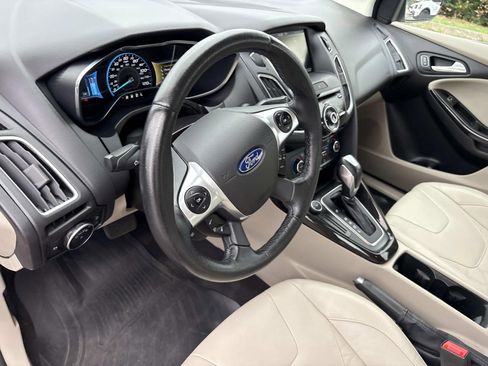 Used 2015 Ford Focus Electric Hatchback image 25