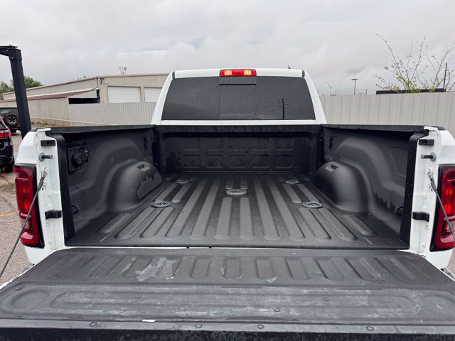 Used 2026 RAM 2500 Warlock AWD/4WD image 7