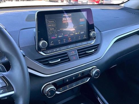 Used 2025 Nissan Altima 2.5 SR image 22