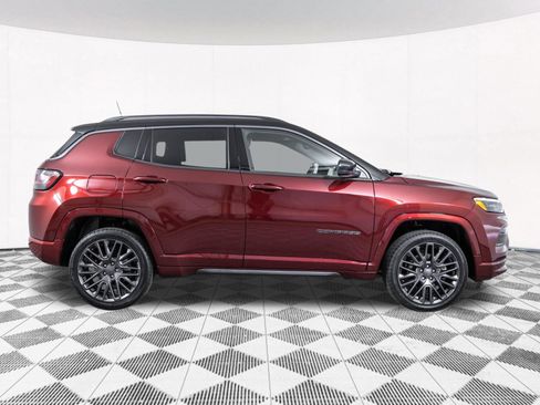 Used 2022 Jeep Compass High Altitude AWD/4WD image 22