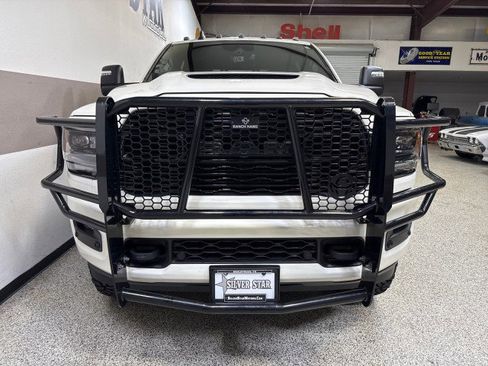 Used 2024 RAM 2500 Limited image 2